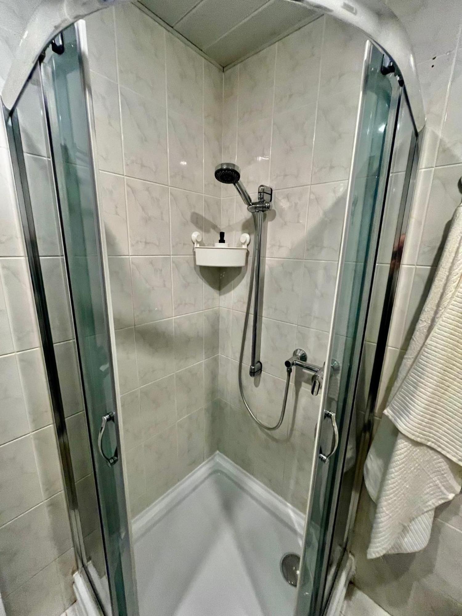 Buda Downtown Apartamento *
